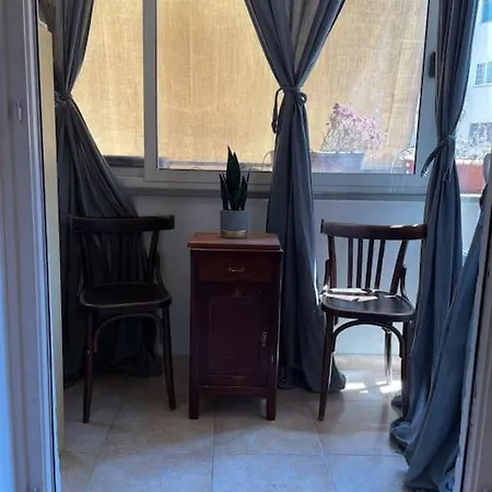 A Due Passi Da San Pietro *